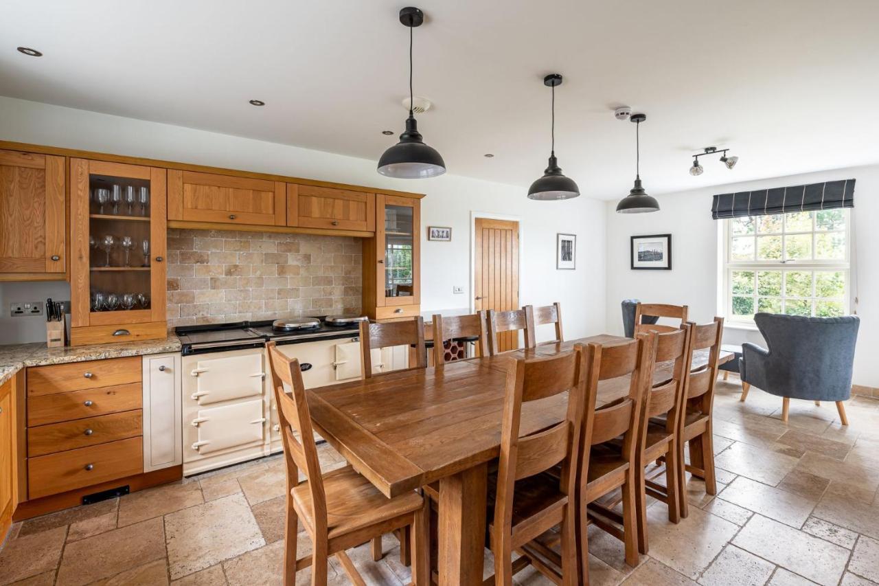Villa Tinkers Folly Harrogate Esterno foto